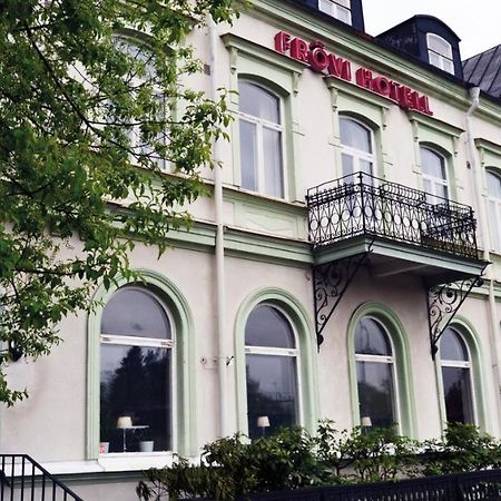 Froevi Hotell Frovi 외부 사진